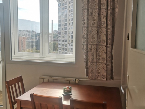 Дава под наем едностаен апартамент , София, Сердика