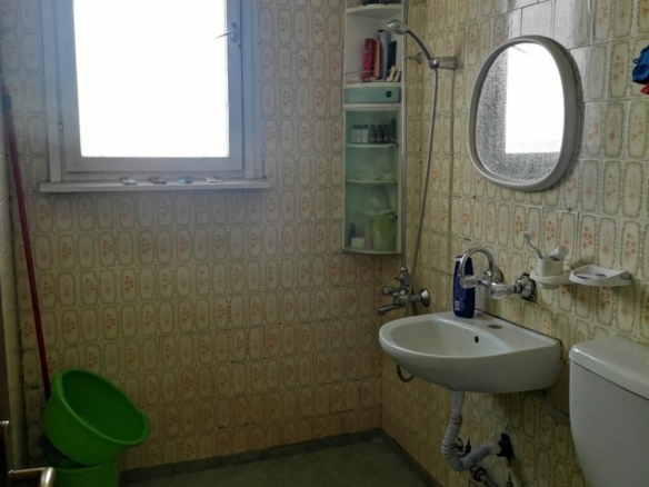 Продава тристаен апартамент , София, Суха Река