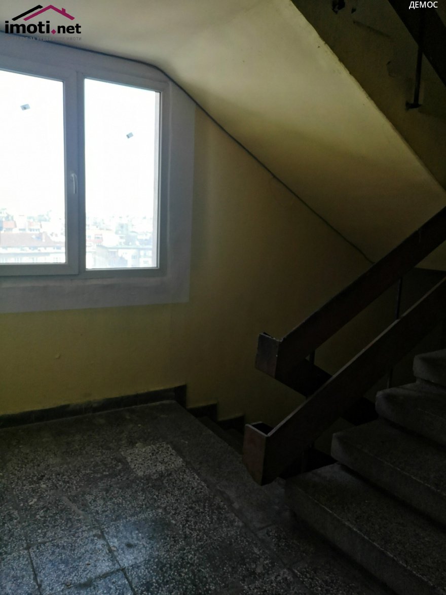 Продава тристаен апартамент , София, Суха Река