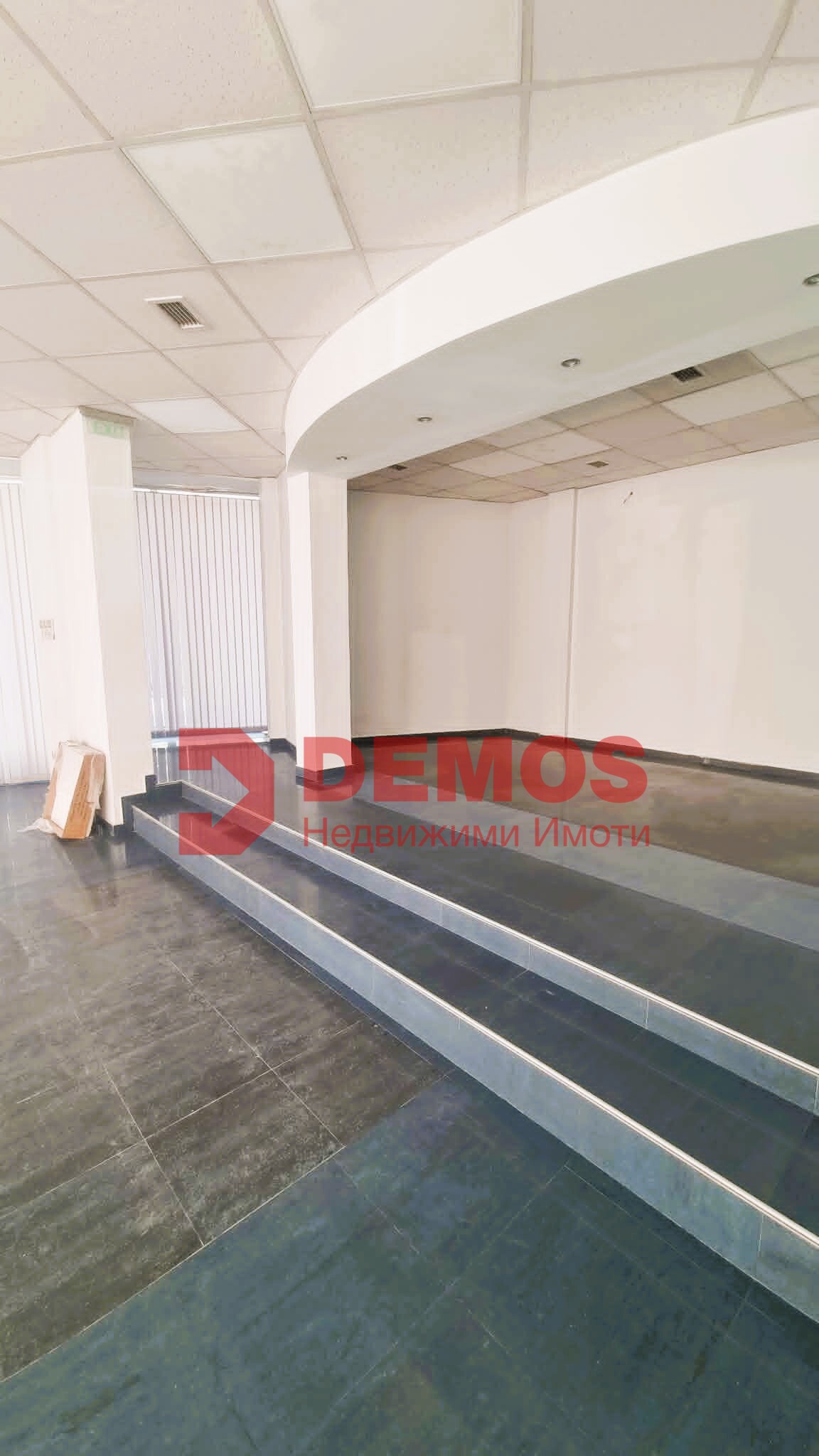 1a1ec4aa-6061-4bf4-bbd2-bc3aaaa5e9ef ПРЕДСТАВИТЕЛНО ТЪРГОВСКО ПОМЕЩЕНИЕ С ГАРАНТИРАН ЧОВЕКОПОТОК!