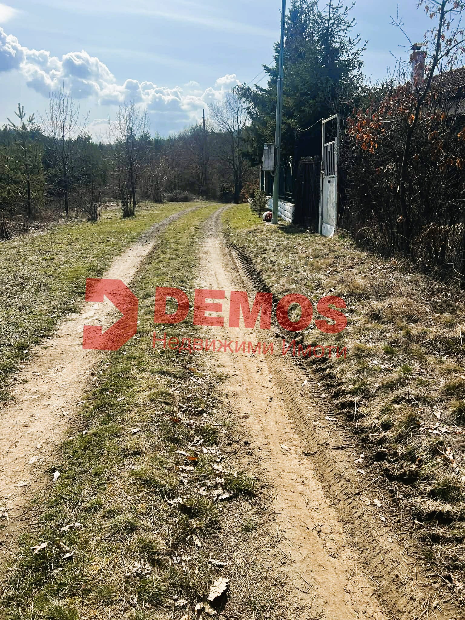 Продава парцел , София област, м-т Мечката