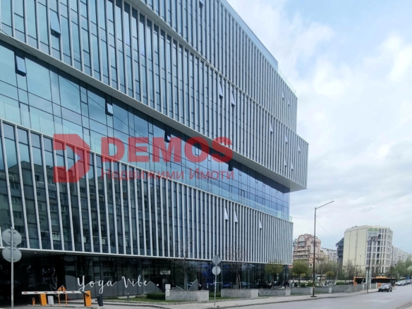 Продава тристаен апартамент , София, Младост 4
