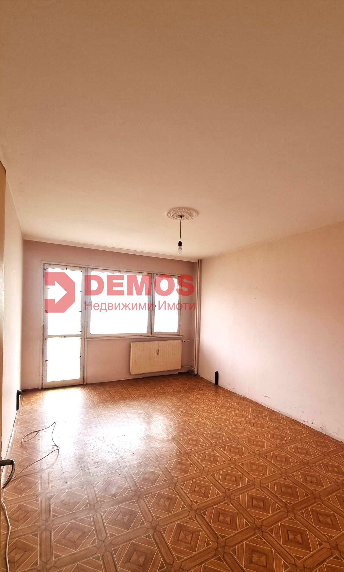 de86e016-e779-4aa5-b0a5-b3a189c64496 Продава тристаен апартамент , София, Младост 4